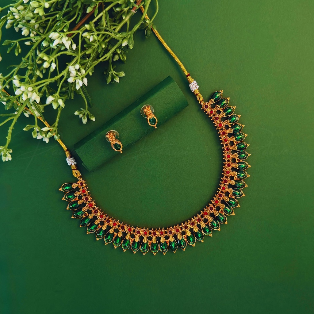 Antique Gold Ruby Emerald Necklace Earring Short Set 1007