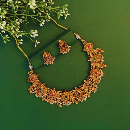 Traditional Necklace 1023