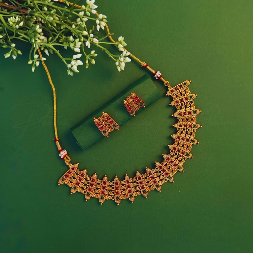 Antique Gold Ruby Stone Necklace Earring Set Short 1030