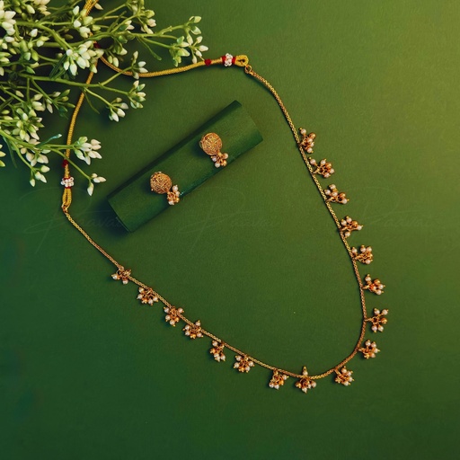 Traditional Gold Pearl Necklace Stud Chain Short 1027