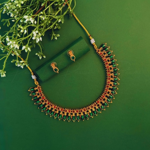 Antique Gold Ruby Emerald Necklace Earring Short Set 1007